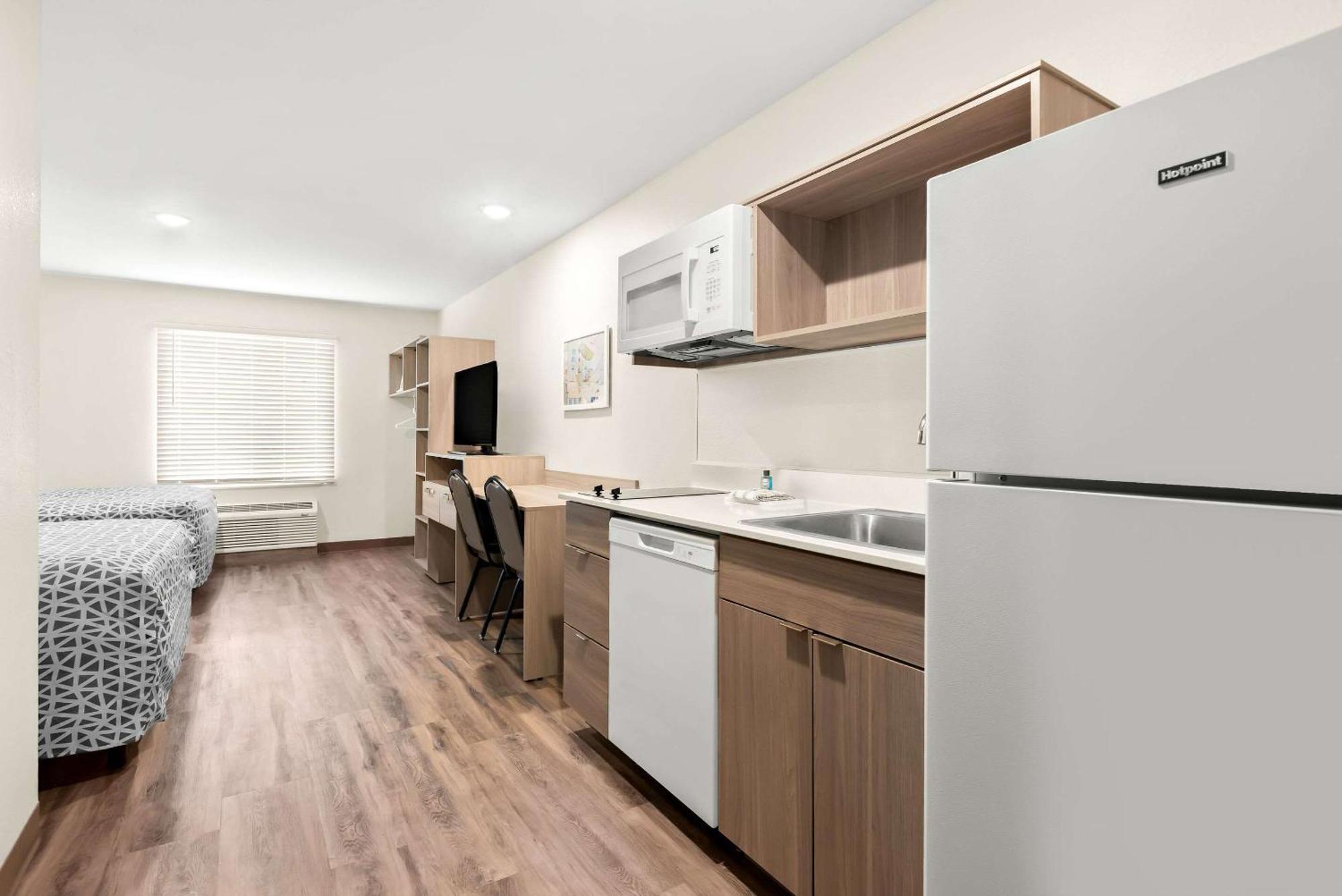 Woodspring Suites Savannah West Chatham Parkway Экстерьер фото