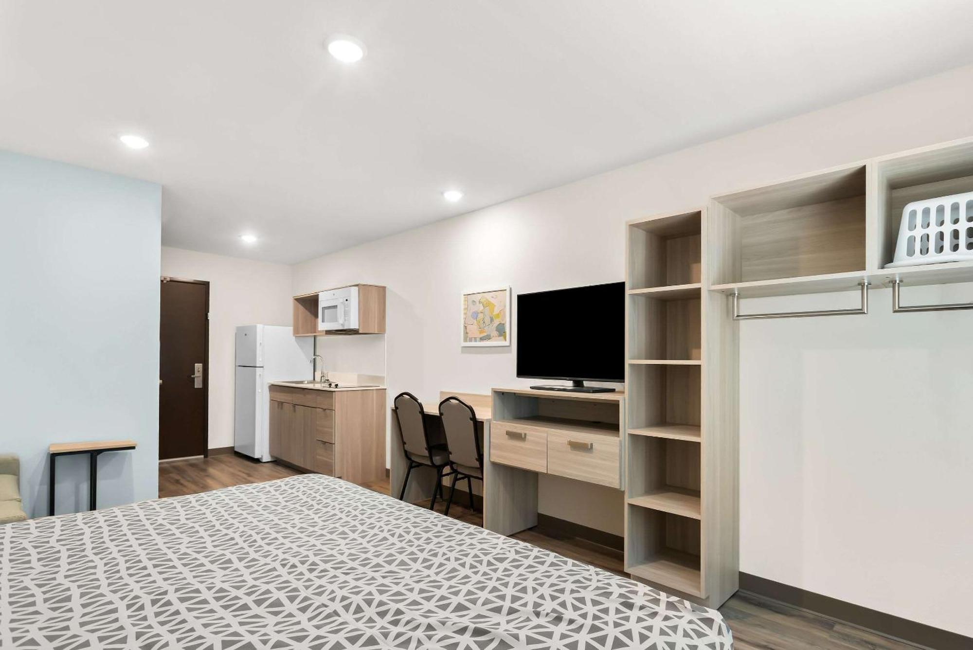 Woodspring Suites Savannah West Chatham Parkway Экстерьер фото