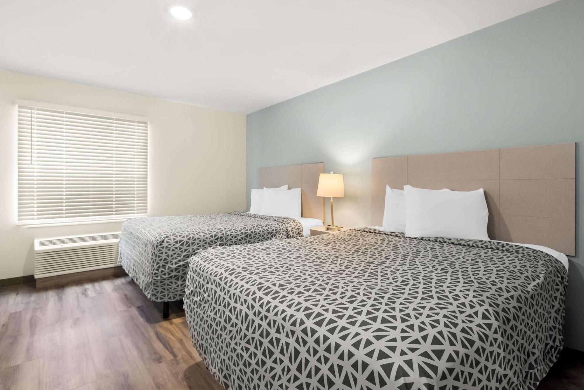 Woodspring Suites Savannah West Chatham Parkway Экстерьер фото
