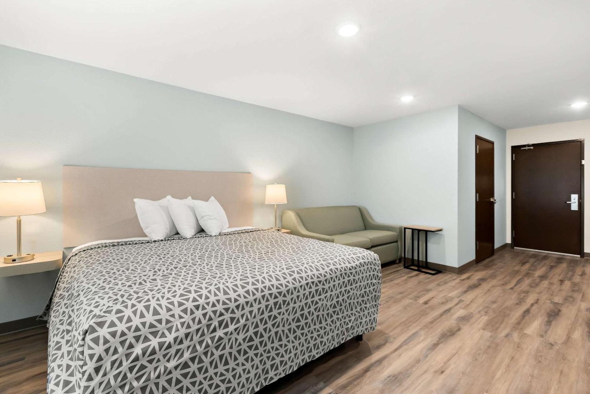 Woodspring Suites Savannah West Chatham Parkway Экстерьер фото